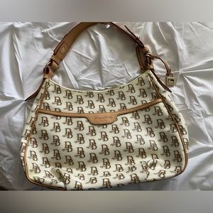 Dooney & Burke signature shoulder purse